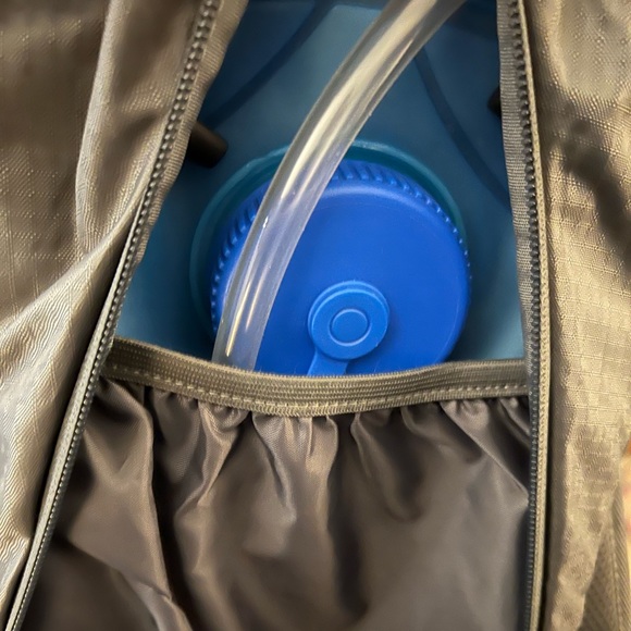 Hydration Backpack - Picture 2 of 3